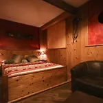 公寓 Maison D'antan Ad Uso Turistico Vda Charvensod N 0022 奥斯塔
