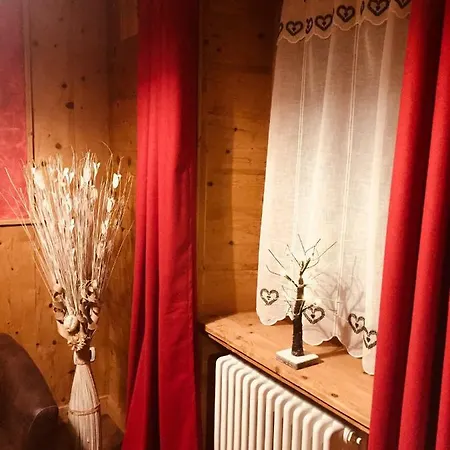 アパート Maison D'antan Ad Uso Turistico Vda Charvensod N 0022