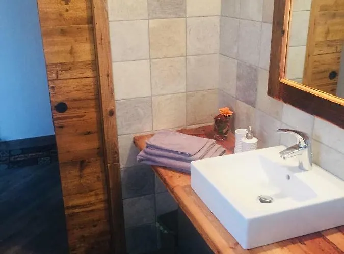 Maison D'antan Ad Uso Turistico Vda Charvensod N 0022 아오스타