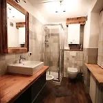 Maison D'antan Ad Uso Turistico Vda Charvensod N 0022 Aosta