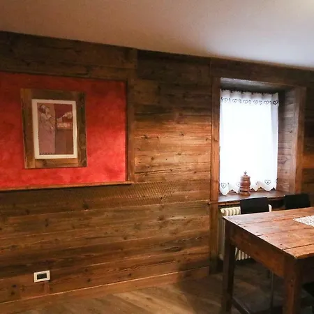 Maison D'antan Ad Uso Turistico Vda Charvensod N 0022 شقة