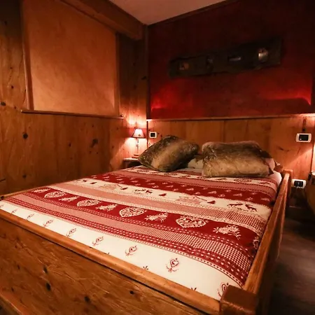 Maison D'antan Ad Uso Turistico Vda Charvensod N 0022 Appartement Aosta
